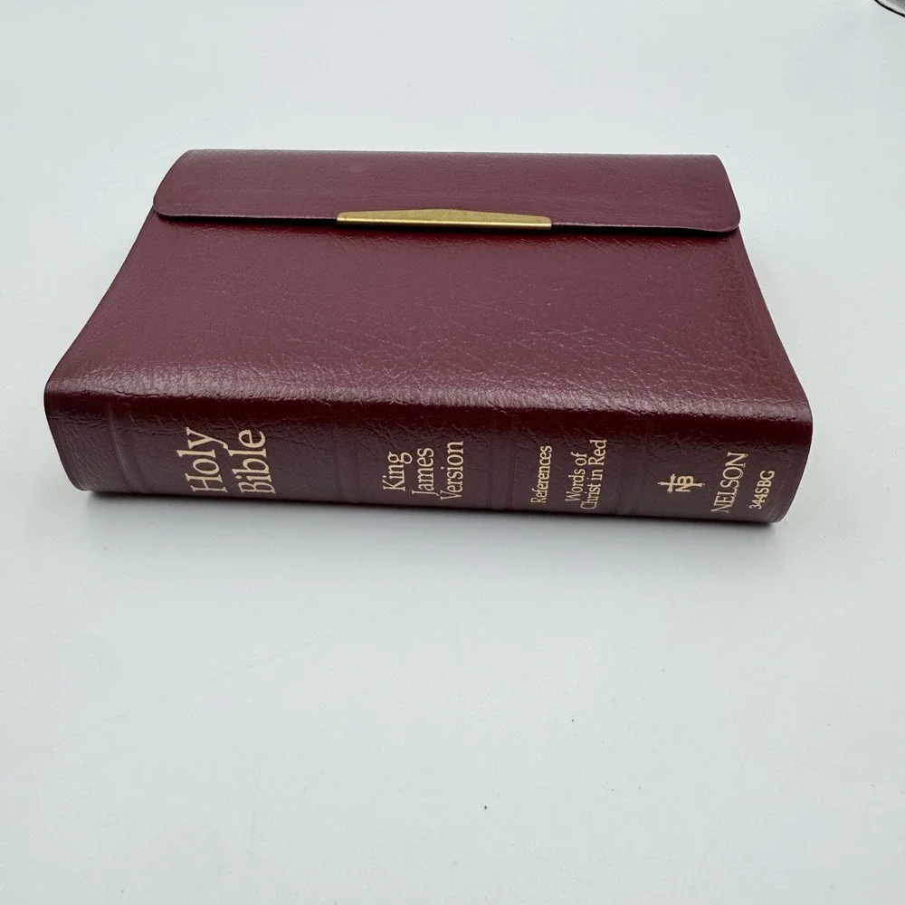 Nelson KJV Compact Reference Bible Burgundy Bonded Leather Snap-Flap 344SBG